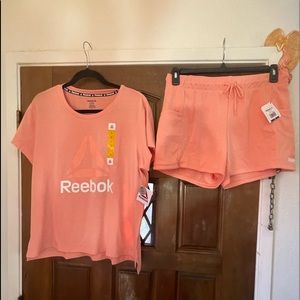 REEBOK beautiful peach 🍑 shorts set  brand new!